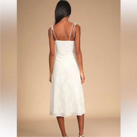 Lulus white midi dress - Picture 3 of 15